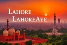 Sunset view of Lahore featuring Badshahi Mosque and Minar-e-Pakistan, showcasing the city’s historical beauty.